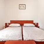 Maribela * Трогір