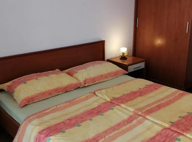 Maribela Appartement *